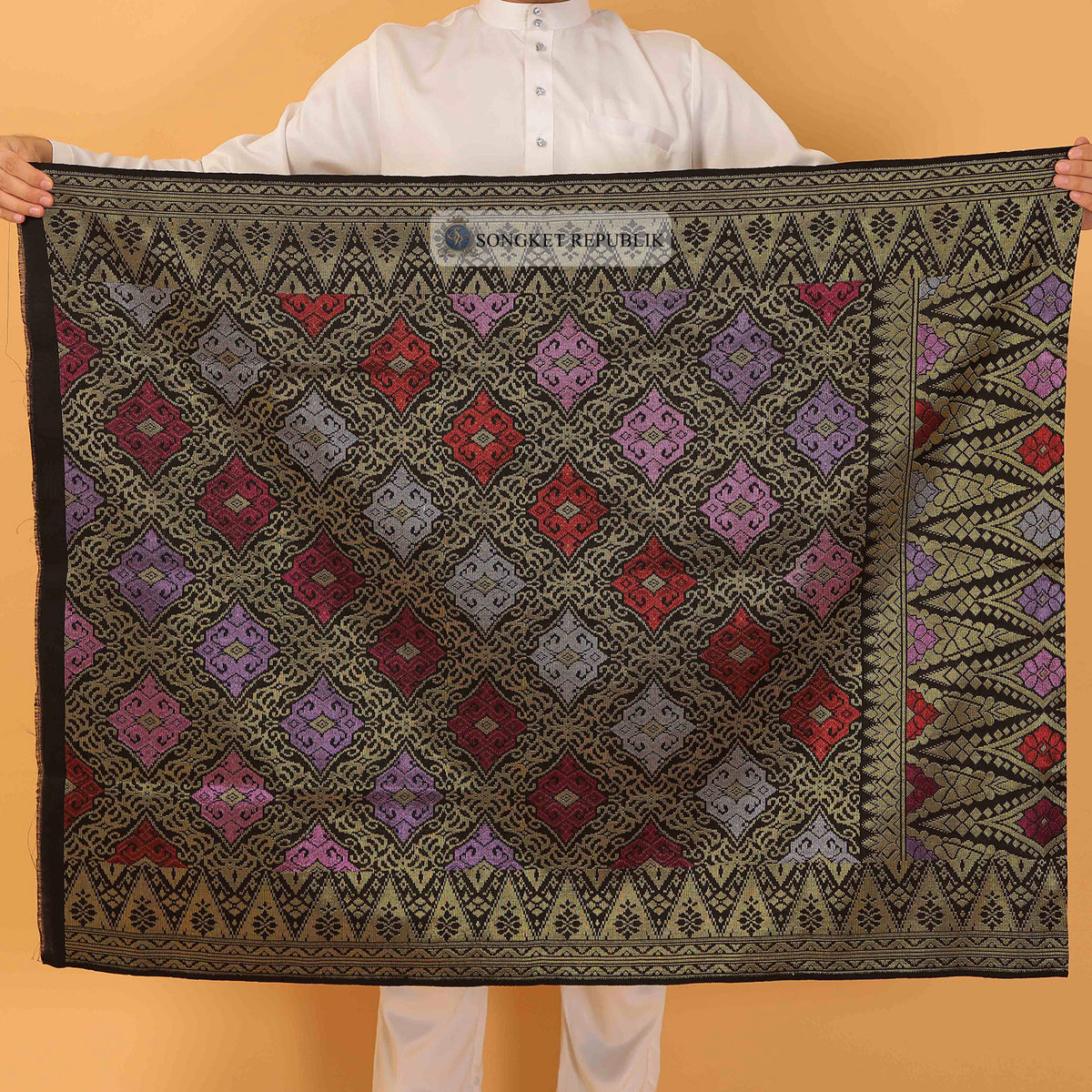 SAMPIN MENTERI-BLACK GOLD-138
