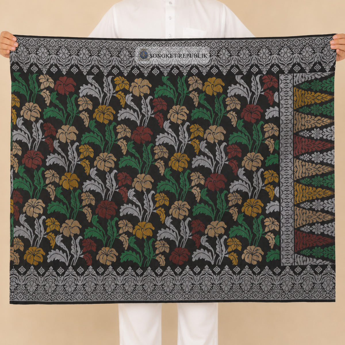 SAMPIN TAN SRI-BLACK SILVER