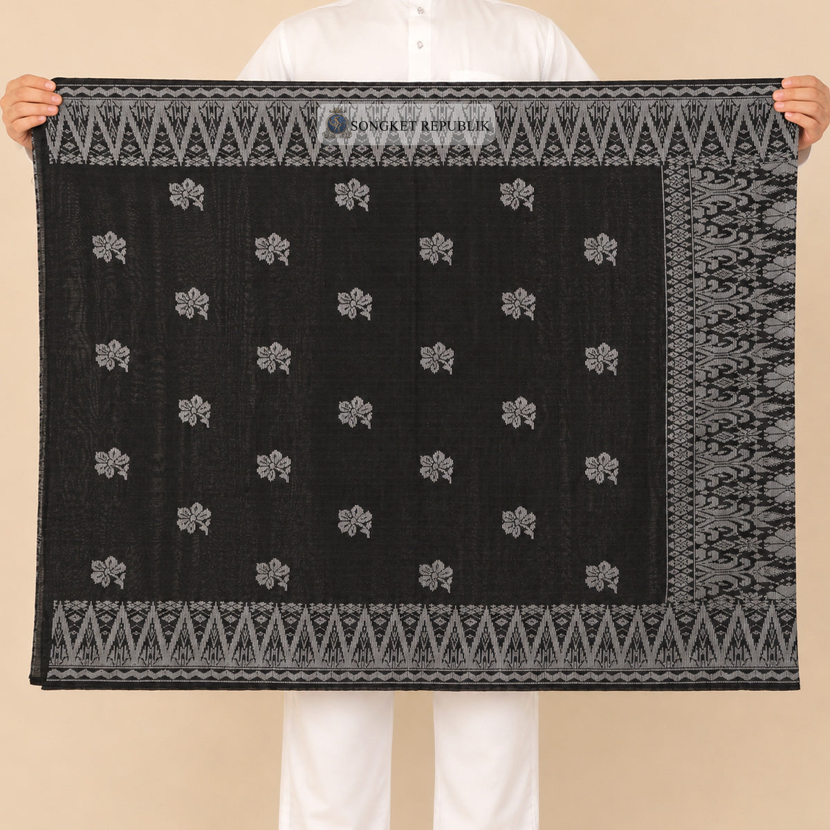 SAMPIN TAN SRI BLACK SILVER-7037