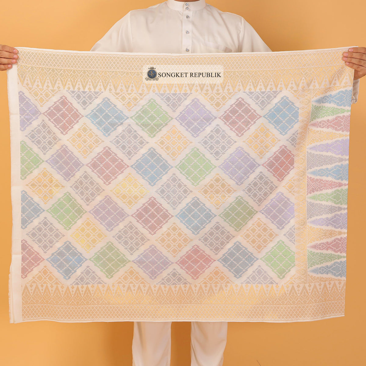 SAMPIN TAN SRI-WHITE GOLD-32