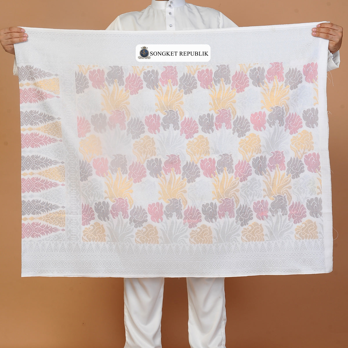 SAMPIN TENUN TANGAN TAN SRI - White Silver Peach Mix