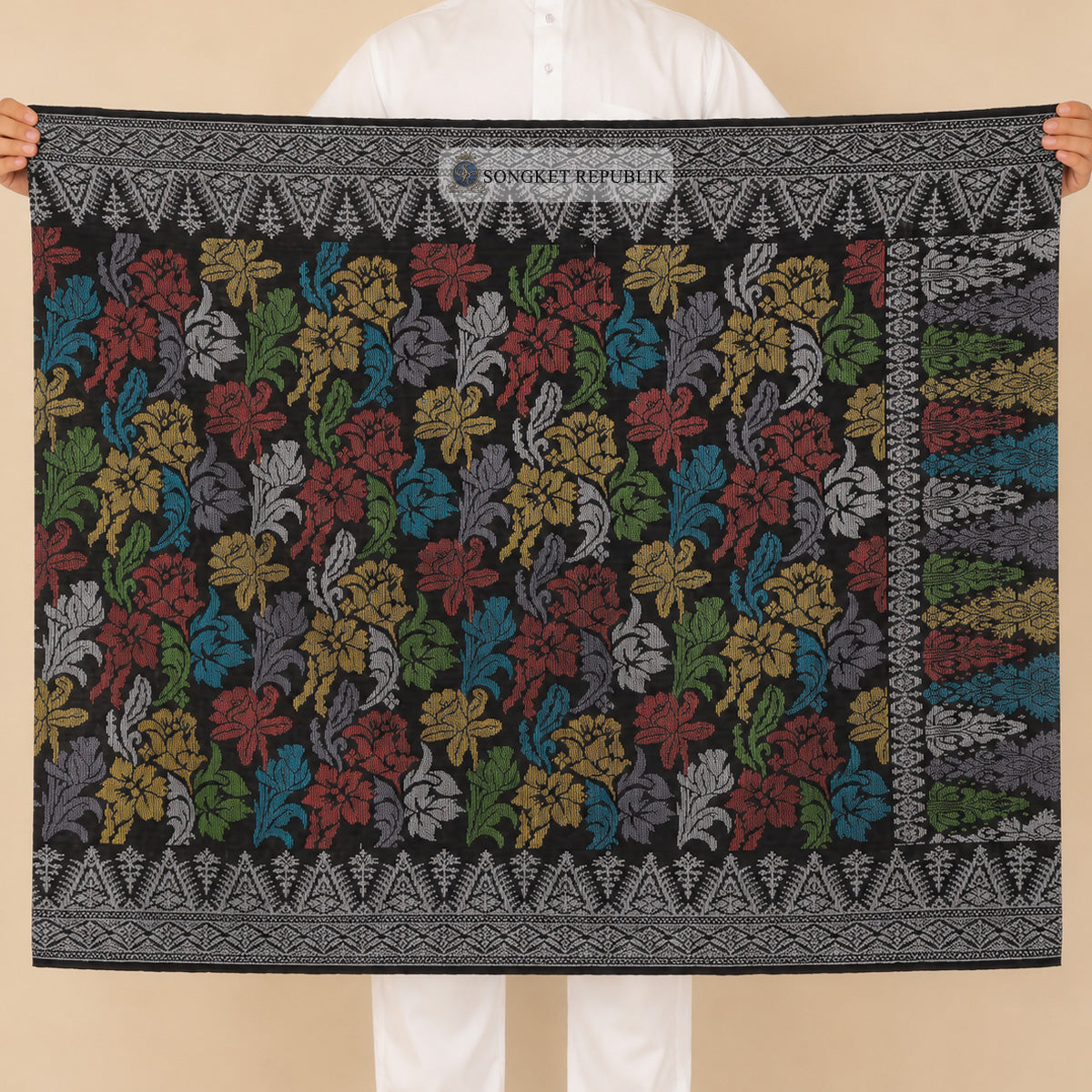 SAMPIN TAN SRI-BLACK SILVER