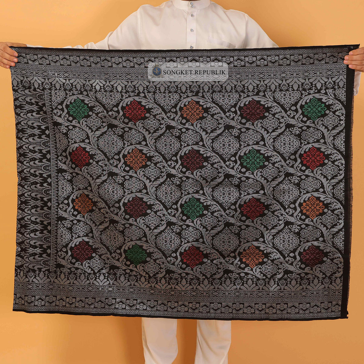SAMPIN MENTERI-BLACK SILVER-127