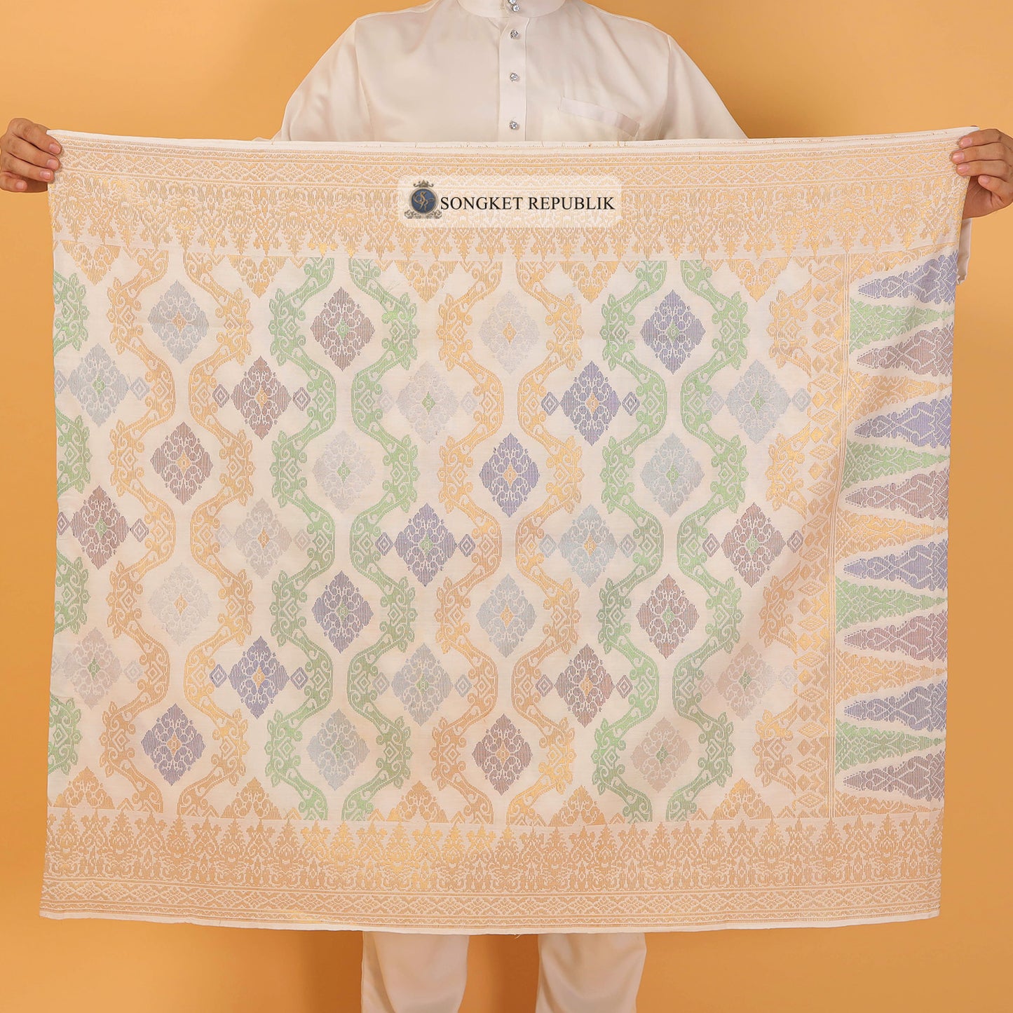 SAMPIN TAN SRI-CREAM GOLD-146