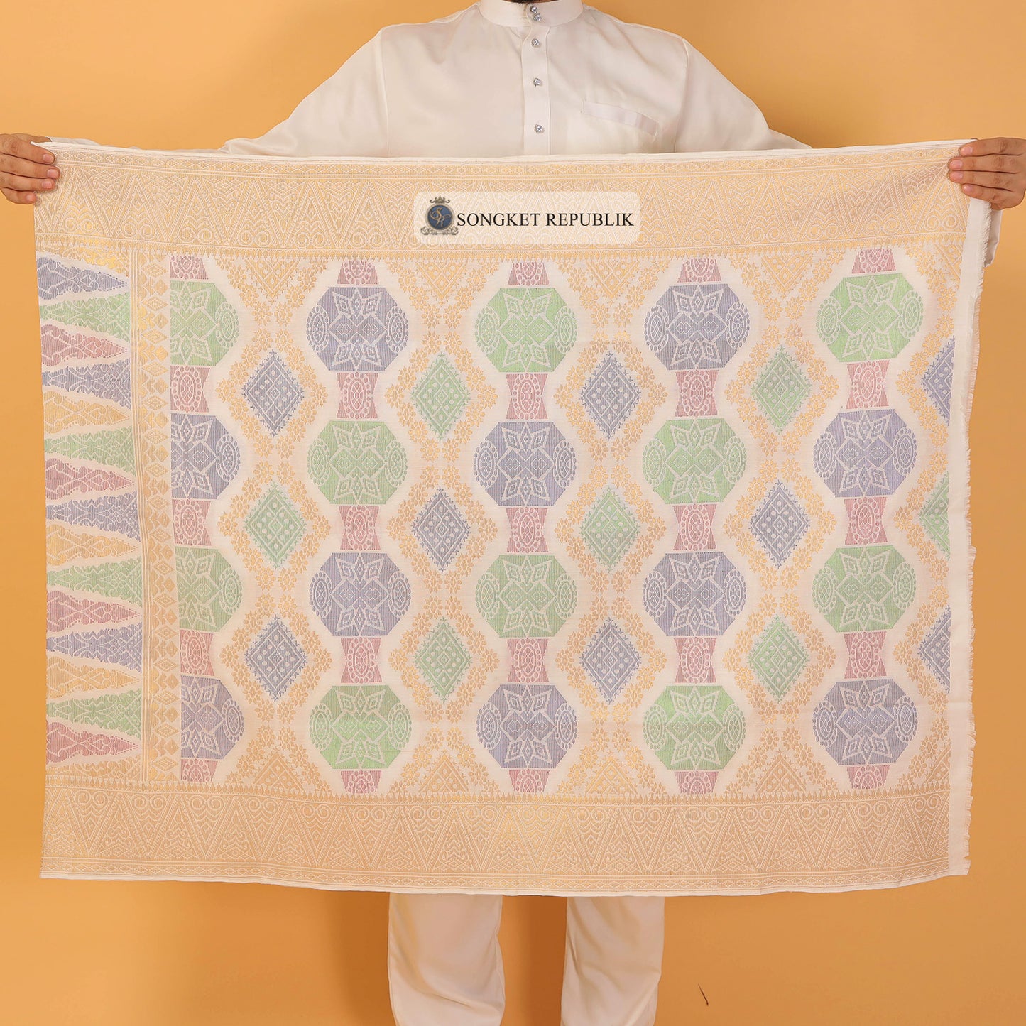 SAMPIN TAN SRI-CREAM GOLD-63