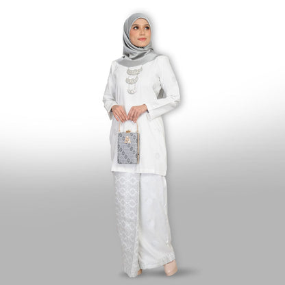 Songket Republik Auliya Kurung Moden - White